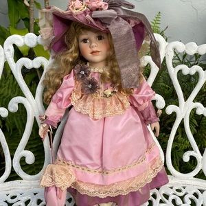 VICTORIAN PORCELAIN DOLL